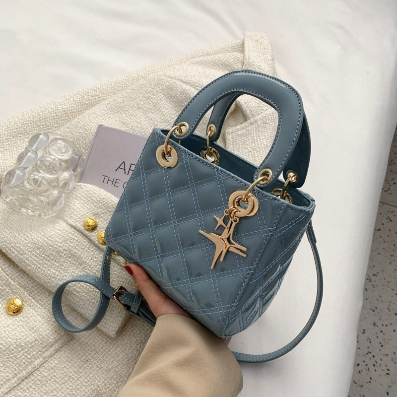 2022 New Women's Bag PU Leather Simple Color Shoulder Bag Chain Messenger Bag Wild Fashion Shoulder Bag