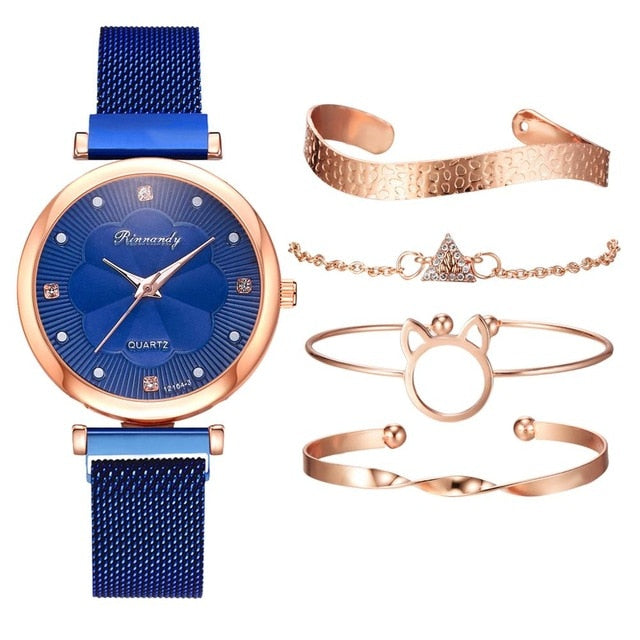 Buckle Flower bracelet Watch - TamikaExpress.com