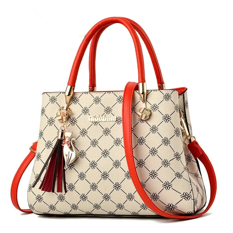 Women's handbag. New trendy, fashionable and versatile net red atmospheric shoulder bag. Popular handbags.