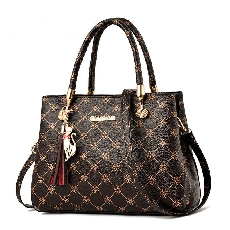 Women's handbag. New trendy, fashionable and versatile net red atmospheric shoulder bag. Popular handbags.